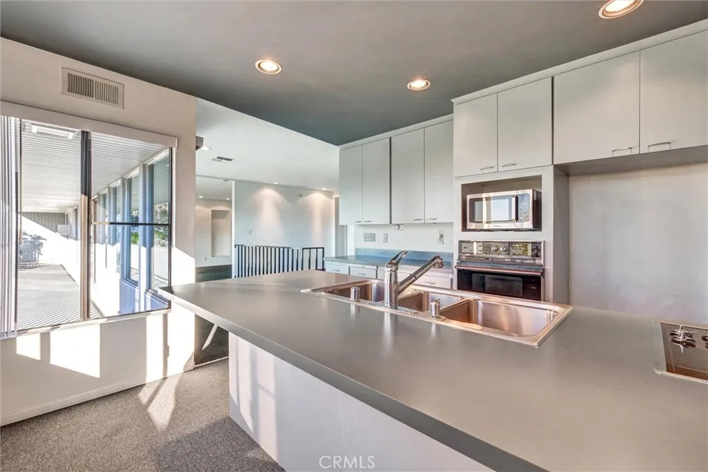 3219 Tareco, Los Angeles, California 90068 home-pic-20